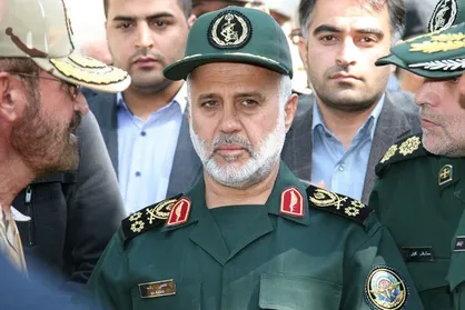 آتش&zwnj;زدن مزار سردار شهید جنگ ۱۲ روزه توسط اغتشاشگران + عکس