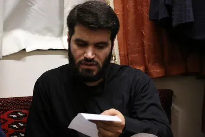 مداح مشهور خادم حرم حضرت معصومه(س) شد + عکس