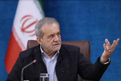 پزشکیان: مردم تنفر از رژیم صهیونیستی را با حضور در راهپیمایی قدس اعلام کنند