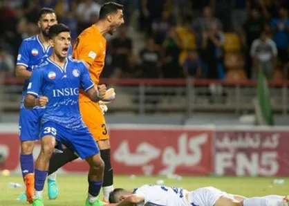 رباط ستاره استقلال پاره شد