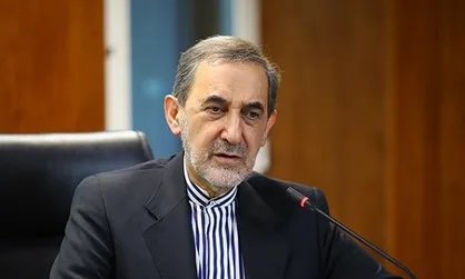 ولایتی درگذشت والده مکرمه شهیدان طهرانی&zwnj;مقدم را تسلیت گفت