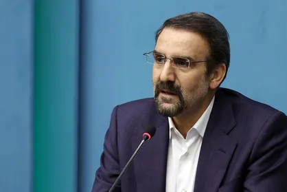 سنایی: هر گونه آغاز مذاکره، از پاسخ قاطع به متجاوز می&zwnj;گذرد