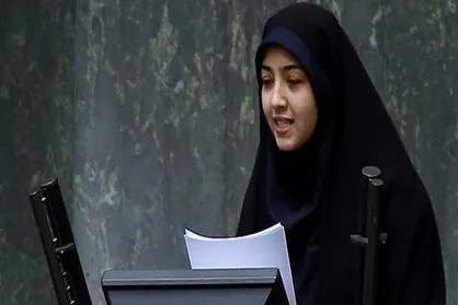 کامیون&zwnj;داران نمی&zwnj;توانند هزینه سفره زندگیشان را تامین کنند/ اعتراضات کامیون&zwnj;داران صنفی است و سیاسی نیست