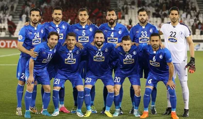 ۱۲۰۰ بلیت رایگان برای هواداران عمانی الهلال/ زمان باز شدن در&zwnj;های ورزشگاه السیب در دیدار استقلال-الهلال اعلام شد