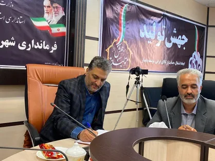 فرماندار گرمسار با دانشجویان قرارگاه احمدی روشن سمنان گفتگو کرد