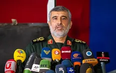 سردار حاجی‌زاده: پیشران ماهواره‌بر قاصد از نوع ترکیبی سوخت مایع و جامد است