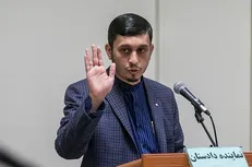 آقای رئیسی! دست 