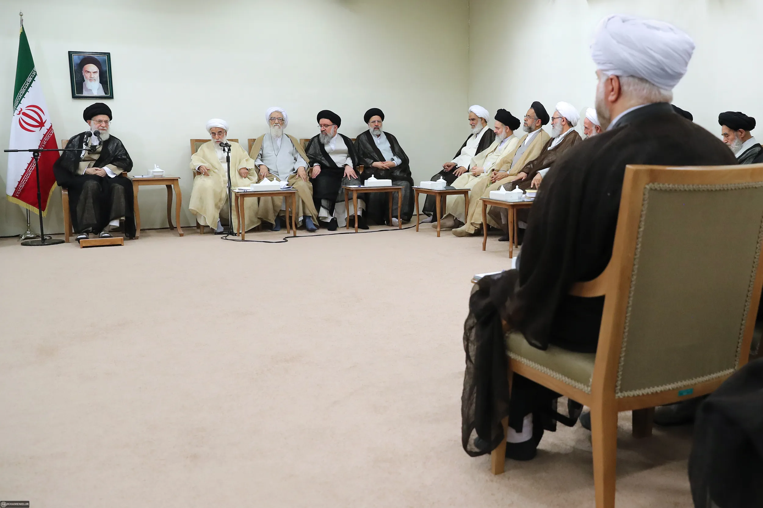 امام خامنه ای