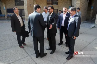 اندی