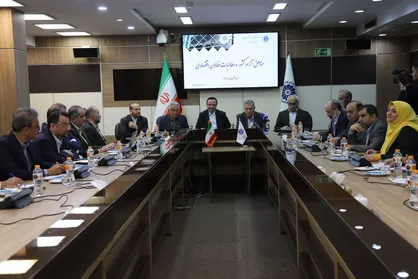 بازمهندسی در مناطق آزاد آغاز شده است/ لزوم بازنگری بر روند قانونگذاری