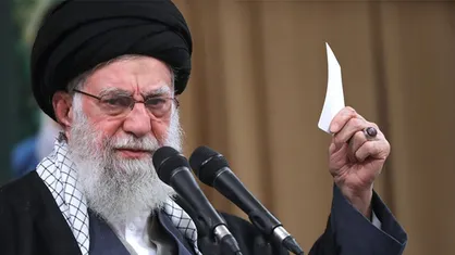 فیلم کامل بیانات رهبر انقلاب در دیدار مردم قم