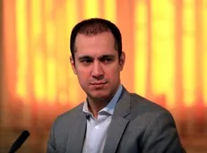 رد پای جاسوس فراری آمریکایی - اسراییلی در یک روزنامه صبح