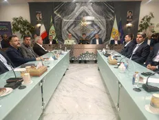 نشست صمیمانه با کارآفرینان و فعالان اقتصادی کشور / سردار رادان: فعالان اقتصادی؛ افسران و سنگربانان جنگ اقتصادی/ رونمایی از تألیفات علمی و پژوهشی پلیس امنیت اقتصادی فراجا