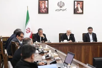 عارف: ایران مرکز مبادلات انرژی منطقه می&zwnj;شود