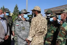 بازدید امیر سرلشکر موسوی از مرکز آموزش ۰۴ نیروی زمینی