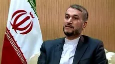 سوال از رئیس جمهور خلاف قانون است