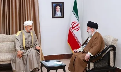 سلطان عمان با رهبر انقلاب دیدار کرد