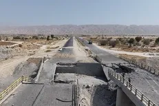 پیشرفت عملیات ترمیم محورهای مواصلاتی و خطوط ریلی هرمزگان