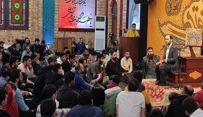 برخی در دهه اخیر دلخوش به بیگانگان شدند، برای همین عقب افتادیم