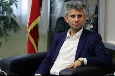 نگارش پایان‌نامه‌های مسئله محور در دانشگاه صنعتی قم