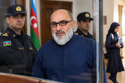 بازداشت روحانی برجسته آذربایجانی در پی اعتراض به ممنوعیت حجاب