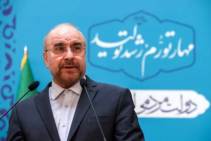 قالیباف: آمریکا پیاده نظامش را به&zwnj;خاطر اسرائیل درون چرخ گوشت انداخته است + عکس