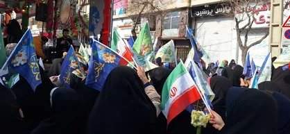 شادپیمایی &laquo;حماسه حضور برای ظهور&raquo; هم&zwnj;زمان با نیمه شعبان در شیراز برگزار شد