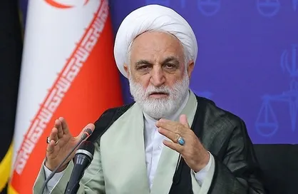 اژه&zwnj;ای: هر انسان پاک&zwnj;سرشتی از حیا و عفت استقبال می&zwnj;کند / نمی&zwnj;خواهیم در مورد حجاب کار هیجانی انجام دهیم