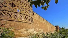 رخت نو بر تن ایوان ارگ کریم‌خانی شیراز