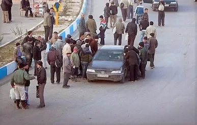 کارگران ساختمانی در قزوین دیگر کنار خیابان نمی‌ایستند