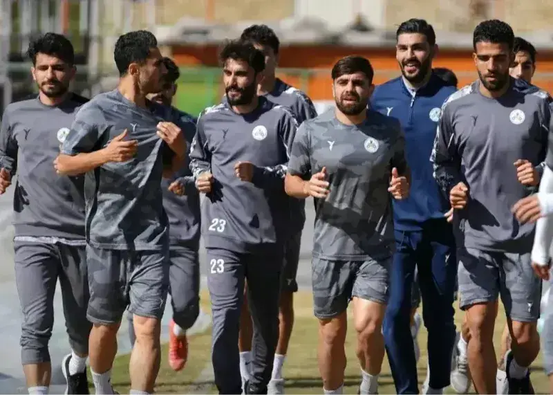 اولین محک فولاد و ذوب آهن در لیگ ۱۸ تیمی اولین محک فولاد و ذوب آهن در لیگ ۱۸ تیمی