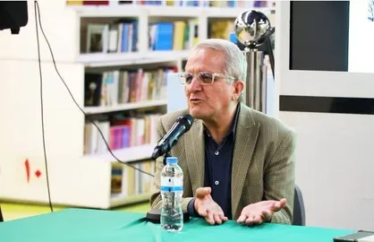 ببینید| اسماعیل امینی: دانشجو به جای زبان فارسی می&zwnj;گوید پارسی در حالی که اهل مطالعه نیست