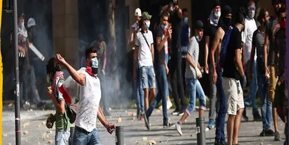 معترضان خشونت&zwnj;طلب، نیروی پلیس لبنان را در آسانسور کشتند