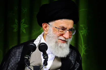 فیلم/ اگر کسی به شما ابراز دوستی کرد، با ذکر عیوبش دست رد به سینه اش نزنید