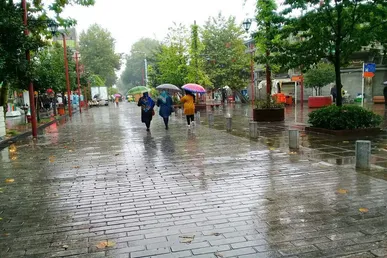 آسمان در ۶ استان کشور برفی و بارانی می‌شود