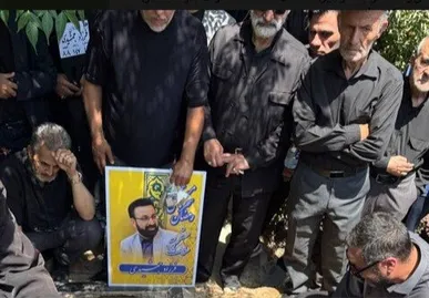 وداع با صدای سحر‌های تلویزیون؛ پیکر «فرزاد جمشیدی» در قطعه هنرمندان آرام گرفت