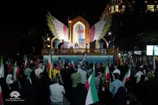 روایت عصمتی از عروج رهبر شهید در «نقش میان میدان»/ هنر در میدان، ترکیبی از تکلیف اجتماعی و امیدبخشی به مردم است