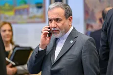 داستان تلفن ایرانی که هم‌اکنون از زنگ خوردن باز نمی‌ایستد