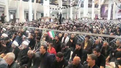 بیعت تاریخی در آستان شاه&zwnj;چراغ؛ مردم شیراز در نماز جمعه روز قدس با سومین خورشید ولایت تجدید پیمان کردند