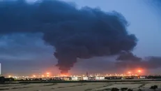 پایان عملیات اطفای حریق پالایشگاه نفت تهران