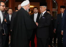 روحانی: فلسطین از زخم های جهان اسلام است/ حل مشکلات جهان اسلام بدون همبستگی کشورهای مسلمان مقدور نیست