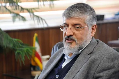 پولادگر: &laquo;باشگاه&zwnj;ها&raquo; در ورزش&zwnj;های قهرمانی حلقه مفقوده هستند / وزارت ورزش مشغول حسابرسی سرخابی&zwnj;هاست + فیلم