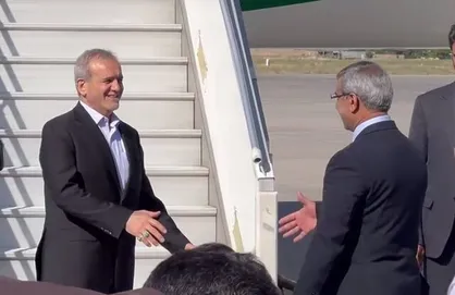 پزشکیان وارد مشهد شد