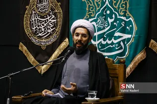 سخنرانی حجت الاسلام رستمی در مسجد دانشگاه تهران