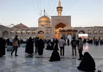 وزیر بهداشت برای بررسی پروتکل&zwnj;های بازگشایی حرم مطهر امام رضا به مشهد سفر می&zwnj;کند