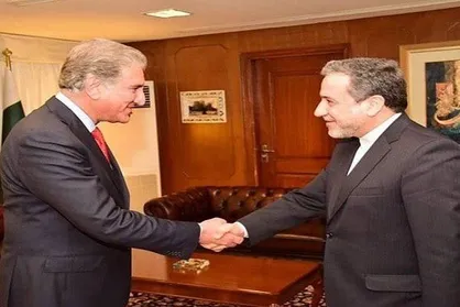 عراقچی با وزیر امور خارجه پاکستان دیدار کرد