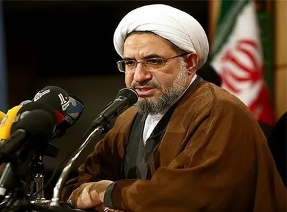 تندروی و خشونت دشمن نشانه ضعف است/ آینده جهان اسلام به دست دانشجویان رقم می&zwnj;خورد