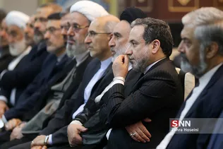 سید عباس عراقچی معاون حقوقی و بین المللی وزارت امور خارجه در تجدید میثاق وزیر امور خارجه و روسای نمایندگی های ایران در جهان با آرمان‌های امام (ره)