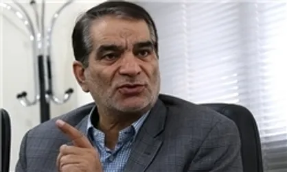 ای کاش کسانی که به آتش زدن پرچم آمریکا اعتراض می&zwnj;کنند به توهین&zwnj;های ترامپ هم توجه کنند