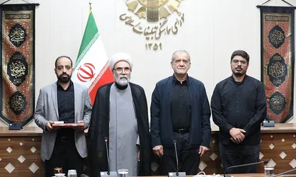 نمی&zwnj;توانم ببینم مردم مشکل دارند/ در مقابل دشمن کوتاه نخواهیم آمد، تا پای جان می&zwnj;ایستیم/من موظفم از نیرو&zwnj;های نظامی با تمام قدرت دفاع کنم+فیلم